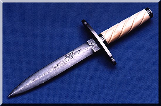 Damascus Quillion Dagger